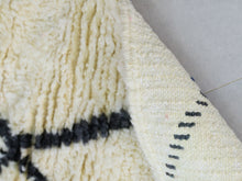 Load image into Gallery viewer, ivory white Moroccan Rug - 4x7 - A59, Rugs, The Wool Rugs, The Wool Rugs, 
