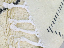 Load image into Gallery viewer, ivory white Moroccan Rug - 4x7 - A59, Rugs, The Wool Rugs, The Wool Rugs, 
