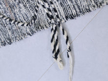 Load image into Gallery viewer, Bohemian tribal rug for entryway or corridor spaces


