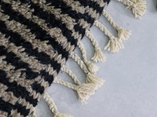 Load image into Gallery viewer, Striped Moroccan Runner Rug 3x8 - B27
