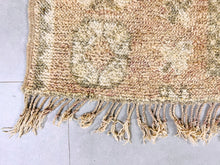 Load image into Gallery viewer, moroccan wool rug, beni ourain rug, berber rug
