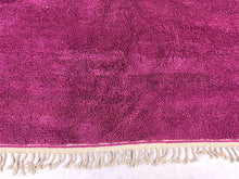 Load image into Gallery viewer, Magenta Moroccan Woolen rug 8x9 ft - G6014
