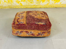 Load image into Gallery viewer, pouf ottoman, berber pouf, moroccan pouf, moroccan furniture, morrocan pouf, floor chair, checkered pouf
