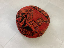 Load image into Gallery viewer, Round moroccan pouf cover - T27
