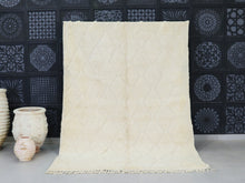 Load image into Gallery viewer, Handmade Moroccan Beni Ourain rug in soft ivory.

