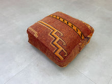 Load image into Gallery viewer, kilim pouf,
moroccan pouf,
pouf ottoman cover,
kilim ottoman,
Kilim Pillow
