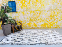Load image into Gallery viewer, 70s rug, Colorful Rug, Vintage Area Rug, moroccan wool rug, Moroccan Runner, Vintage Moroccan Rug, unique home decor, persian rug, rugs for living room, home decor, Vintage Moroccan Rug, Boucherouite rugs, exquisite rug