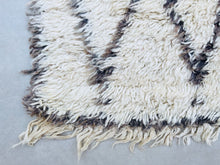 Load image into Gallery viewer, 70s rug, Colorful Rug, Vintage Area Rug, moroccan wool rug, Moroccan Runner, Vintage Moroccan Rug, unique home decor, persian rug, rugs for living room, home decor, Vintage Moroccan Rug, Boucherouite rugs, exquisite rug