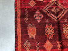 Load image into Gallery viewer, Morrocan rug, Unique Rug, tapis berbere,rug rug, moroccan berber rug, Boho Decor, Unique Rug, pink rug, boho rug, beni ourain rug
