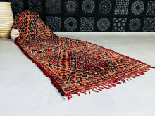 Load image into Gallery viewer, Vintage rug 5x14 - G5107 (Copy), Rugs, The Wool Rugs, The Wool Rugs, 
