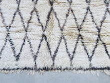 Load image into Gallery viewer, 70s rug, Colorful Rug, Vintage Area Rug, moroccan wool rug, Moroccan Runner, Vintage Moroccan Rug, unique home decor, persian rug, rugs for living room, home decor, Vintage Moroccan Rug, Boucherouite rugs, exquisite rug
