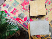 Load image into Gallery viewer, Vintage Moroccan rug 6x8 - G870