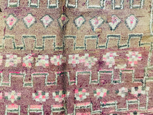 Load image into Gallery viewer, moroccan berber rug, handmade rug, Tribal area rug, tufted rug, small rug, rugs for living room, home decor, handmade rug, living room Rug, rug, Moroccan Rugs, Wool rug, Tapis marocain
