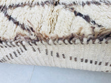 Load image into Gallery viewer, 70s rug, Colorful Rug, Vintage Area Rug, moroccan wool rug, Moroccan, Vintage Moroccan Rug, unique home decor, persian rug, rugs for living room, home decor, Vintage Moroccan Rug, Boucherouite rugs, exquisite rug