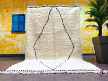 Load image into Gallery viewer, moroccan rug, handmade rug, beni ourain, Handwoven rug, wool rug,
