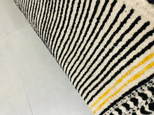 Load image into Gallery viewer, boho rug, handmade rug, morrocan rug, kilim rug, bedroom rug, sheepskin rug, living room rug, berber rug, vintage rug, wool rug, abstract rug, beni ourain rug, colorful rug, bohemian rug, retro rug, oriental rug, rug for bedroom