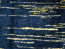 Load image into Gallery viewer, boho rug, handmade rug, morrocan rug, kilim rug, bedroom rug, sheepskin rug, living room rug, berber rug, vintage rug, wool rug, abstract rug, beni ourain rug, colorful rug, bohemian rug, retro rug, oriental rug, rug for bedroom