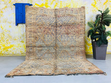 Load image into Gallery viewer, Vintage rug 6x9 - V332, Rugs, The Wool Rugs, The Wool Rugs, 
