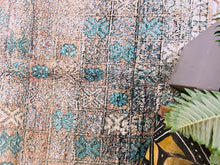 Load image into Gallery viewer, Vintage rug 6x10 - V492, Rugs, The Wool Rugs, The Wool Rugs, 
