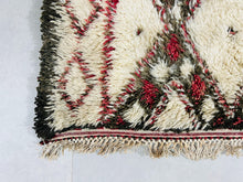 Load image into Gallery viewer, Vintage rug 6x10 - V449, Rugs, The Wool Rugs, The Wool Rugs, 
