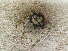 Load image into Gallery viewer, Moroccan floor cushion - S1058, Floor Cushions, The Wool Rugs, The Wool Rugs, 