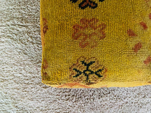 Load image into Gallery viewer, Moroccan floor cushion - S1077, Floor Cushions, The Wool Rugs, The Wool Rugs, 