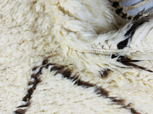 Load image into Gallery viewer, Beni ourain rug 6x9 - B919, Rugs, The Wool Rugs, The Wool Rugs, 
