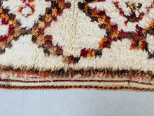 Load image into Gallery viewer, Beni ourain rug 6x8 - B507