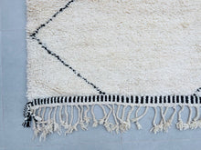 Load image into Gallery viewer, Beni ourain rug 10x13 - B670, Rugs, The Wool Rugs, The Wool Rugs, 
