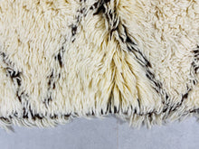 Load image into Gallery viewer, Beni ourain rug  6x9 - B924, Rugs, The Wool Rugs, The Wool Rugs, 
