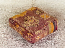 Load image into Gallery viewer, Moroccan floor pillow cover - S847, Floor Cushions, The Wool Rugs, The Wool Rugs, 