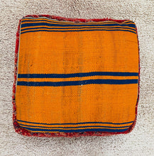 Load image into Gallery viewer, Moroccan floor cushion - S1521, Floor Cushions, The Wool Rugs, The Wool Rugs, 