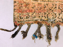 Load image into Gallery viewer, Vintage rug 7x9 - V327, Rugs, The Wool Rugs, The Wool Rugs, 
