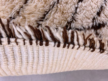 Load image into Gallery viewer, Beni ourain rug 5x7 - V398, Rugs, The Wool Rugs, The Wool Rugs, 

