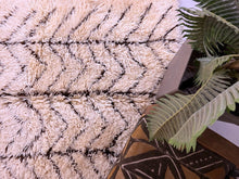Load image into Gallery viewer, Beni ourain rug 5x7 - V398, Rugs, The Wool Rugs, The Wool Rugs, 
