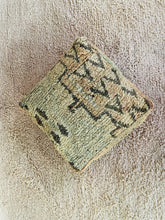 Load image into Gallery viewer, Moroccan floor cushion - S1186, Floor Cushions, The Wool Rugs, The Wool Rugs, 
