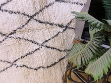 Load image into Gallery viewer, Beni ourain rug 6x8 - B932, Rugs, The Wool Rugs, The Wool Rugs, 

