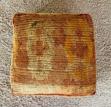Load image into Gallery viewer, Moroccan floor cushion - S1202, Floor Cushions, The Wool Rugs, The Wool Rugs, 