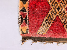 Load image into Gallery viewer, Vintage boujad rug 6x10 - V511, Rugs, The Wool Rugs, The Wool Rugs, 
