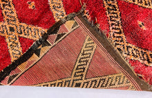 Load image into Gallery viewer, Vintage boujad rug 6x10 - V511, Rugs, The Wool Rugs, The Wool Rugs, 
