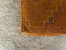 Load image into Gallery viewer, Moroccan floor cushion - S1209, Floor Cushions, The Wool Rugs, The Wool Rugs, 
