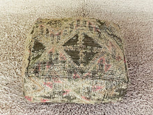 Load image into Gallery viewer, Moroccan floor cushion - S1219, Floor Cushions, The Wool Rugs, The Wool Rugs, 
