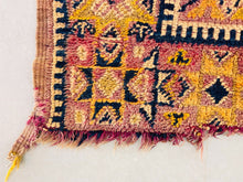 Load image into Gallery viewer, Vintage Moroccan rug 6x11 - V14, Rugs, The Wool Rugs, The Wool Rugs, 