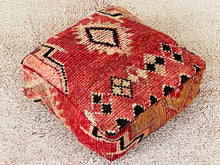 Load image into Gallery viewer, Moroccan floor cushion - S1568, Floor Cushions, The Wool Rugs, The Wool Rugs, 
