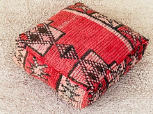 Load image into Gallery viewer, Moroccan floor cushion - S1576, Floor Cushions, The Wool Rugs, The Wool Rugs, 