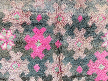 Load image into Gallery viewer, Vintage rug 6x10 - V478, Rugs, The Wool Rugs, The Wool Rugs, 
