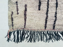 Load image into Gallery viewer, Azilal rug 5x7 - A146 - 5.05 x 7.4 ft, Rugs, The Wool Rugs, The Wool Rugs, 