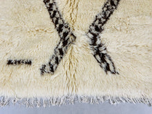 Load image into Gallery viewer, Vintage rug 5x8 - V391, Rugs, The Wool Rugs, The Wool Rugs, 
