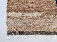 Load image into Gallery viewer, Azilal rug 6x9 - A140, Rugs, The Wool Rugs, The Wool Rugs, 
