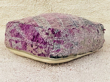 Load image into Gallery viewer, Moroccan floor cushion - S522, Floor Cushions, The Wool Rugs, The Wool Rugs, 
